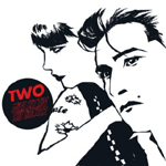 Miss Kittinin & The Hackerin albumin "Two" etukansi on valkoinen taustaltaan. Siinä näkyy miehen ja naisen ääriviivat mutsalla värillä ja musta pallo, jonka sisällä punaista pränttiä kuvan vasemmassa laidassa keskitettynä vertikaalisesti.