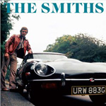 The Smithsin singlekokoelman "Singlex Box" kansikuvassa näkyy mustan urheiluauton vieressä seisova mies, jolla mauton takki ja housut. Kuvan yläosassa sinisellä värillä The Smiths.